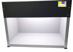 Colour-matching-cabinet